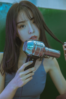 《性房纵欲》在线播放