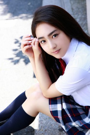 甜美黑丝袜穿搭